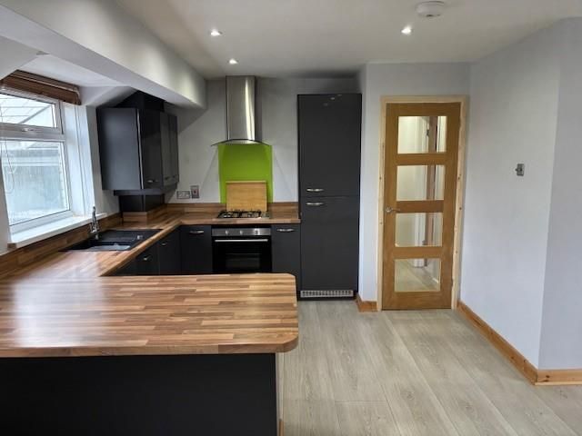 Property photo 3 of 9 Woodstock Mews.Jpg