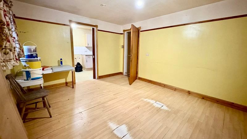 Property photo 3 of 8 Photo 3