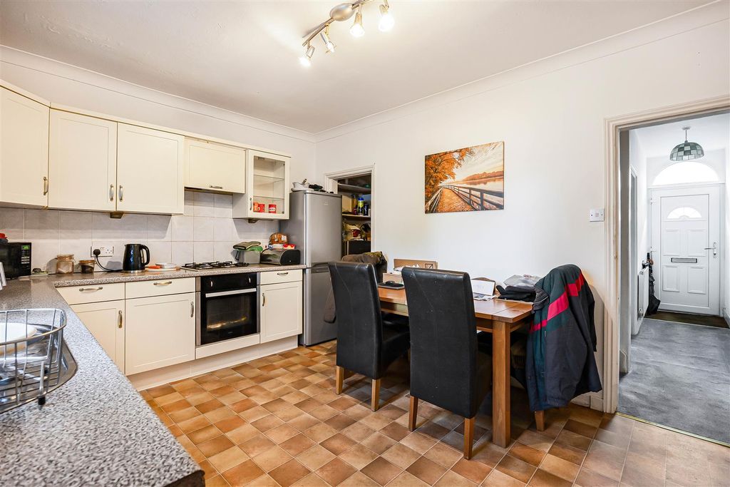 Property photo 3 of 15 36_71032.Jpg