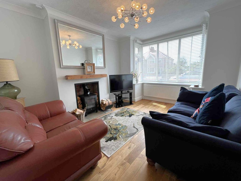 Property photo 2 of 24