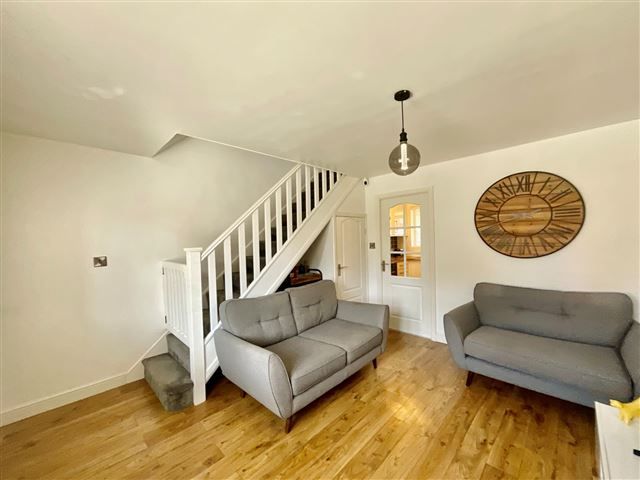 Property photo 2 of 21 Lounge