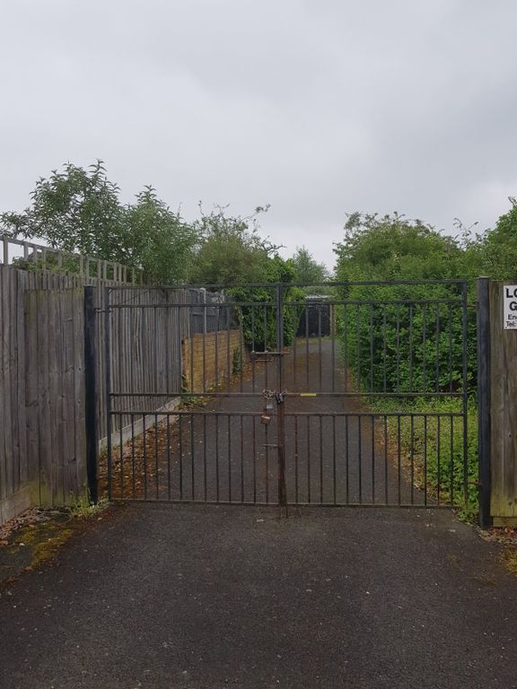 Property photo 3 of 5 Picture No. 04