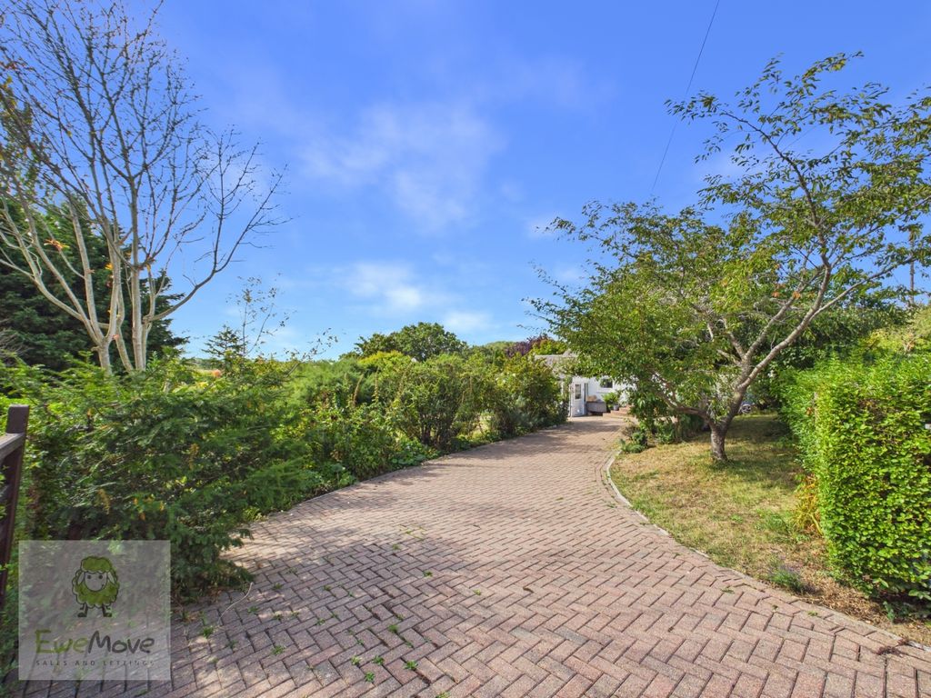 Property photo 2 of 30 Driveway