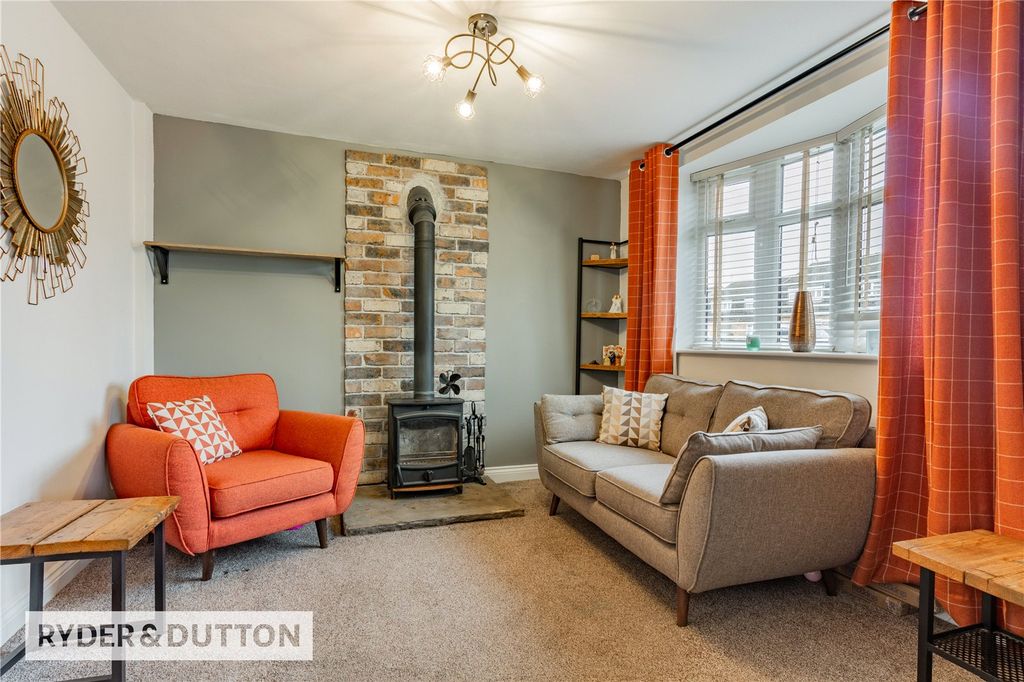 Property photo 1 of 29 Sitting Room