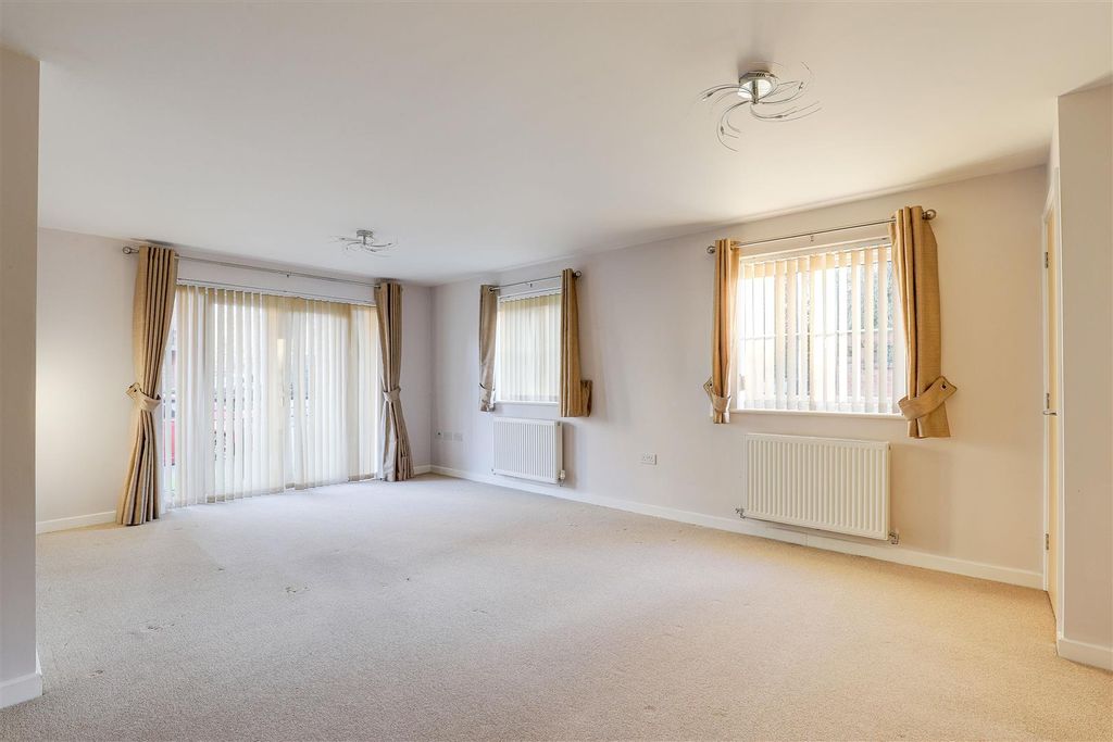 Property photo 2 of 8 8341.Jpg
