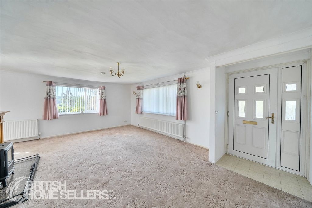 Property photo 3 of 22 Picture No. 20