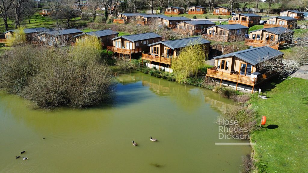 Property photo 3 of 15 Pbox-Img.Jpg