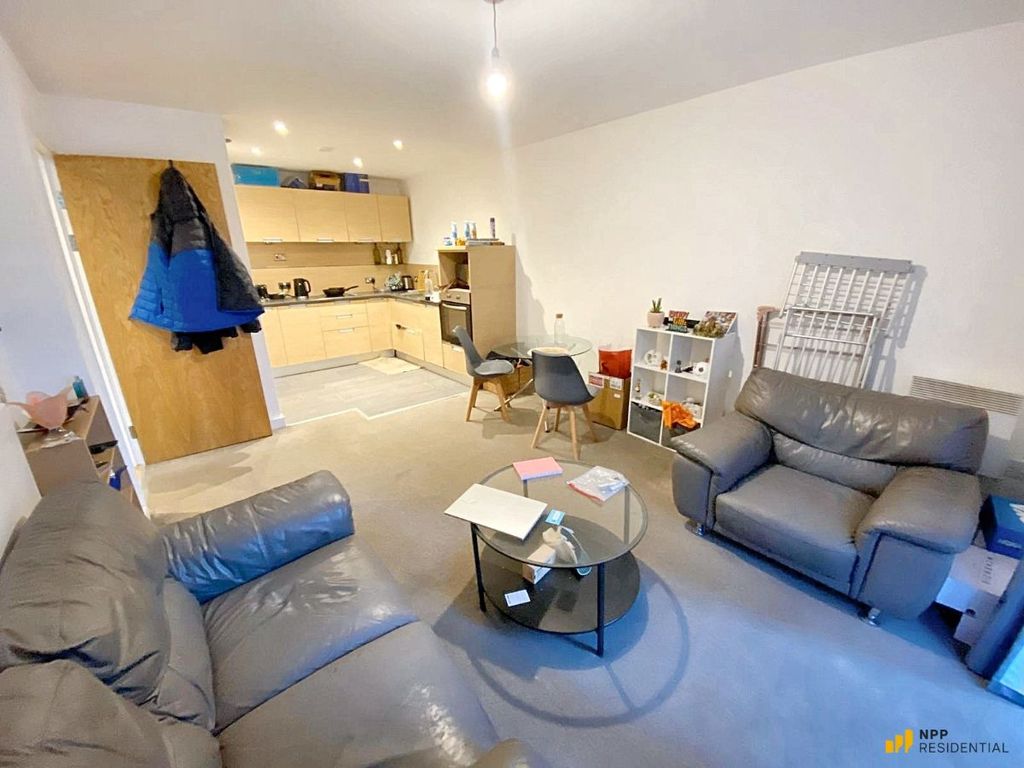 Property photo 3 of 12