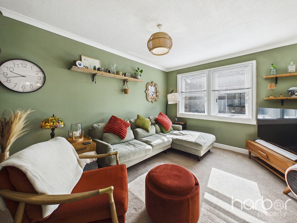 Property photo 3 of 14 4981655