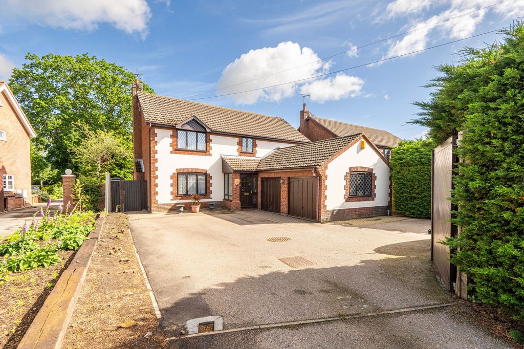 Property photo 1 of 26