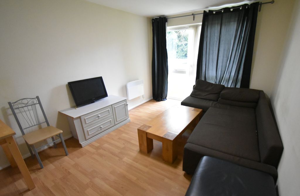 Property photo 3 of 3