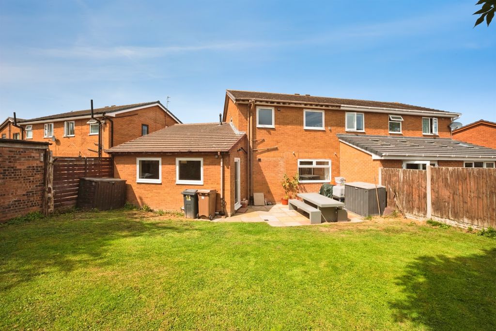 Property photo 3 of 16