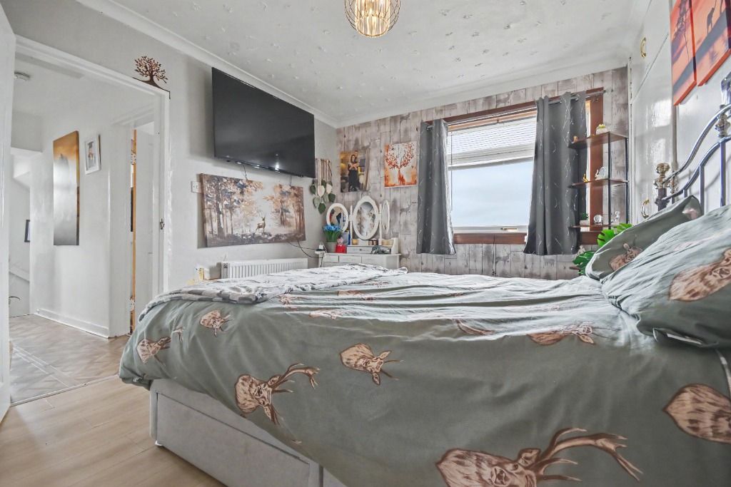 Additional image 13 of 3 bed semi-detached house for saleCastlehill Avenue, Inverclyde, Port Glasgow PA14