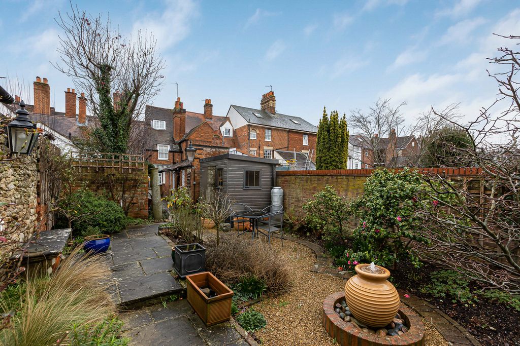 Property photo 3 of 38