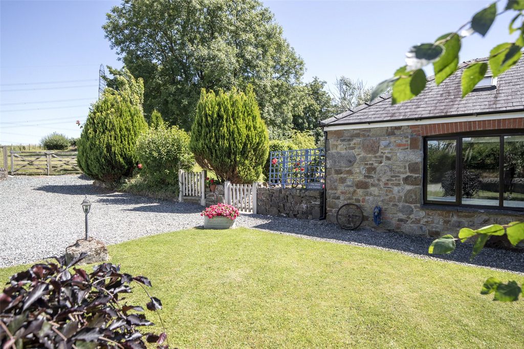 Property photo 3 of 30 Picture No. 63