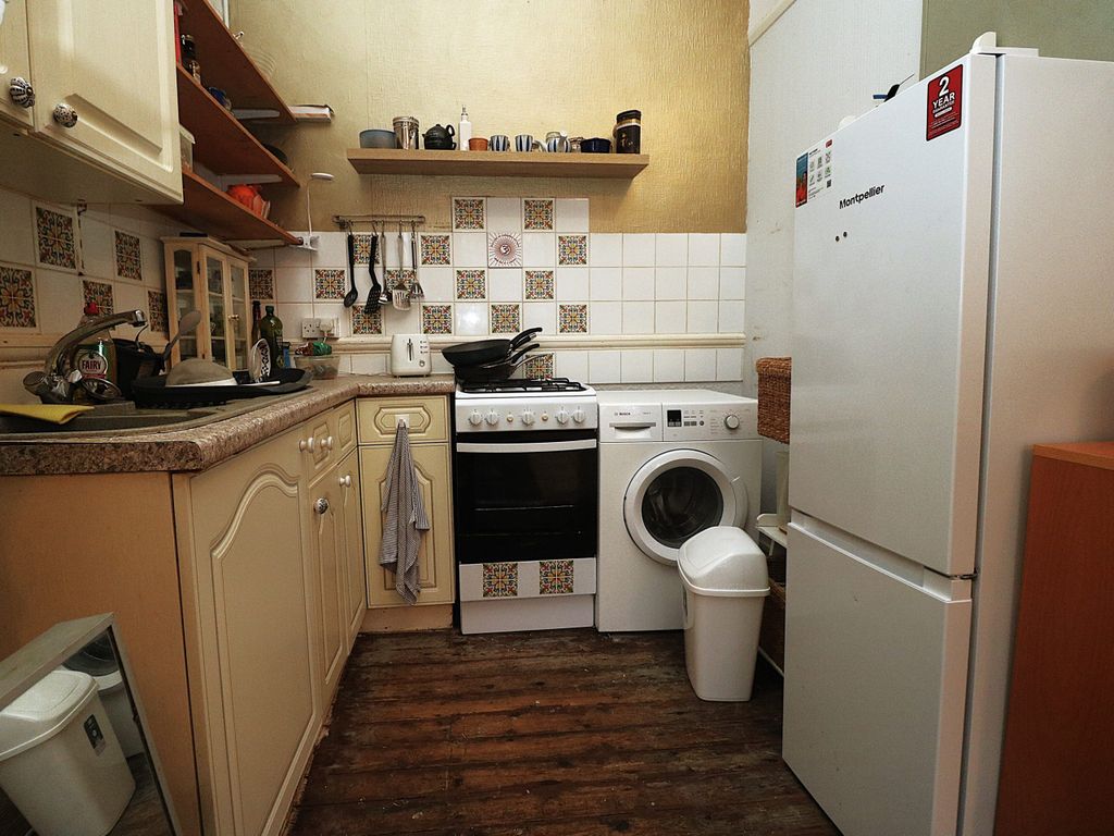 Property photo 3 of 4