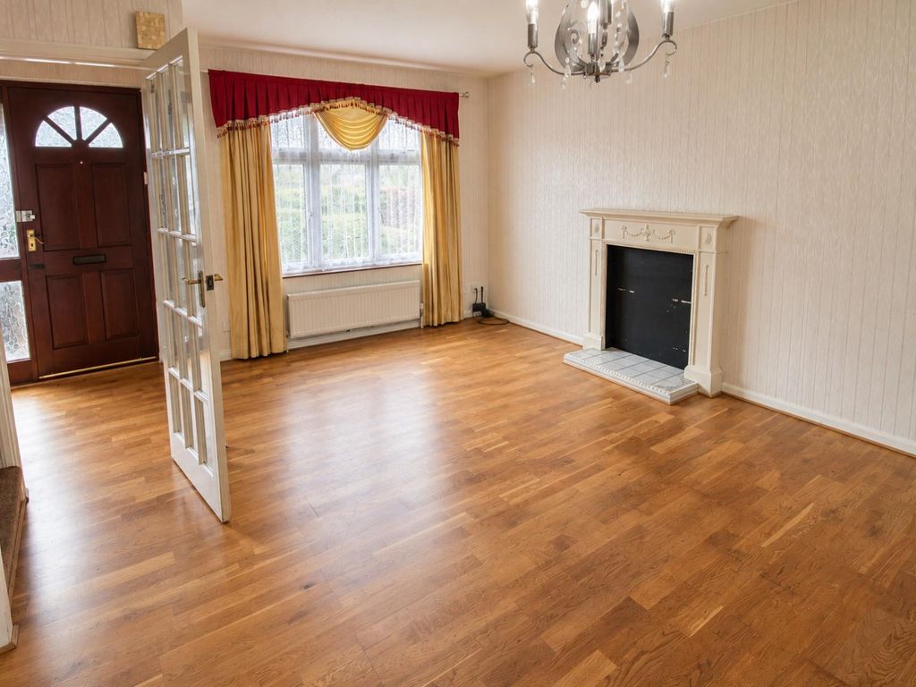 Property photo 2 of 14 Living Room