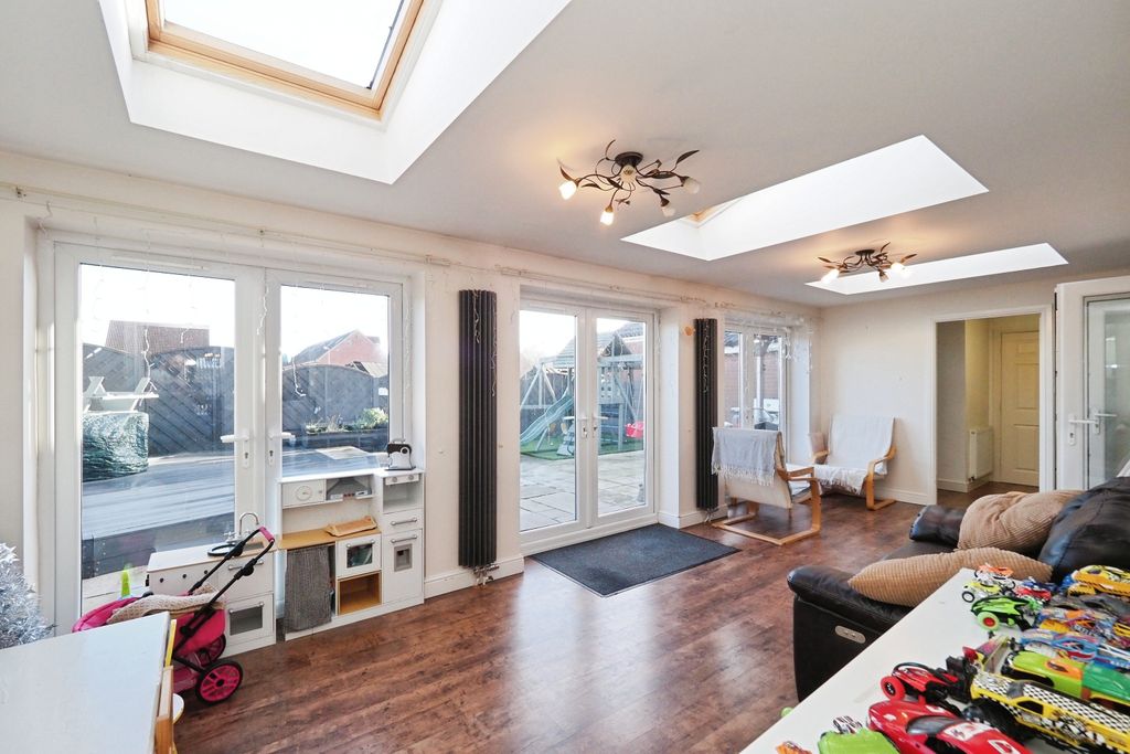 Property photo 3 of 20 Onp94591