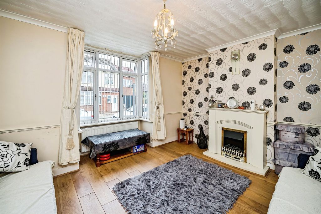 Property photo 2 of 19