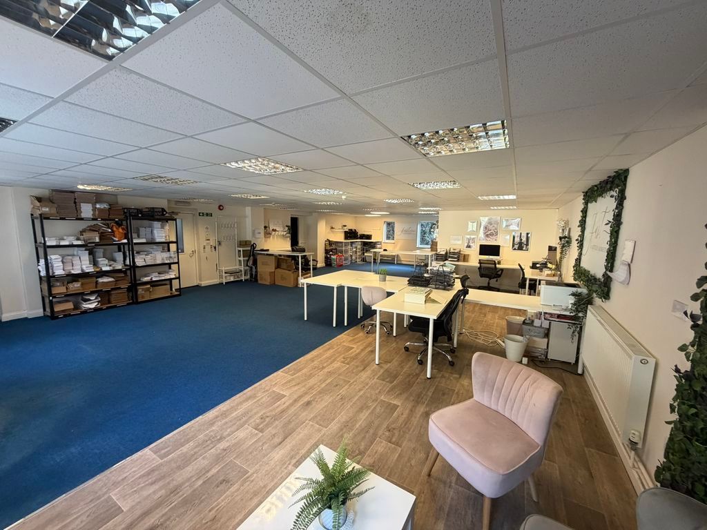 Property photo 2 of 9 Photo 3