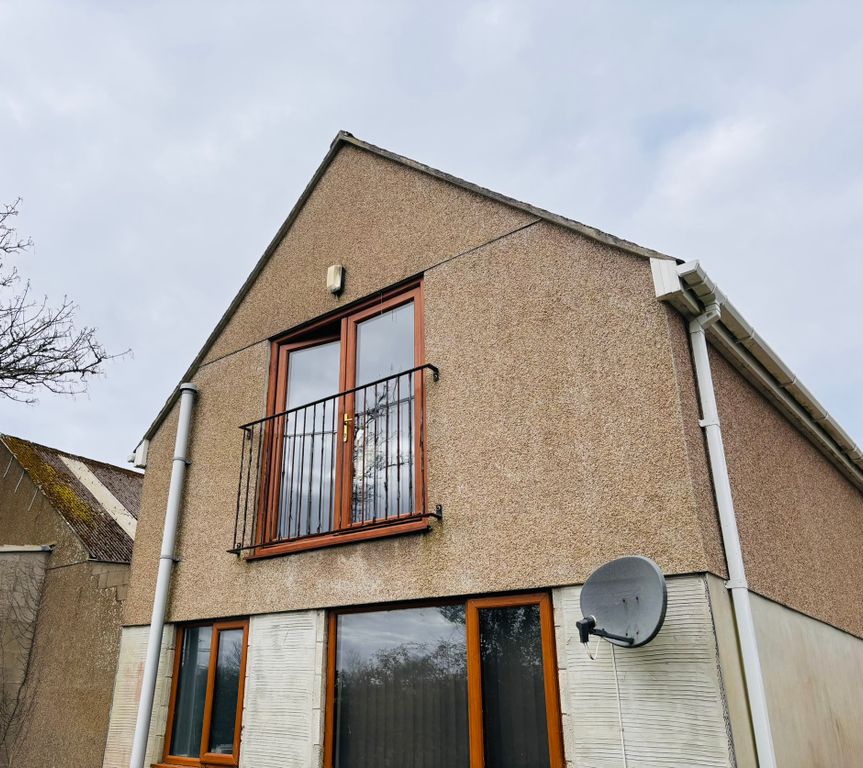 Property photo 1 of 5