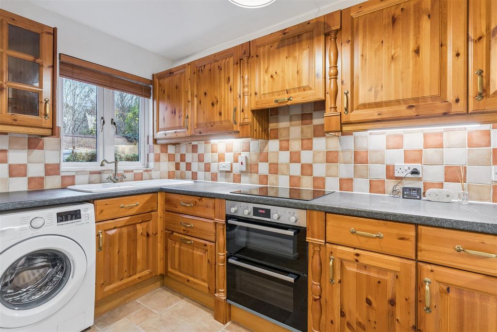 Property photo 2 of 18 Dsc03551-925A73Ddaa514Cb3E82Bd770A9119F2E.Jpg