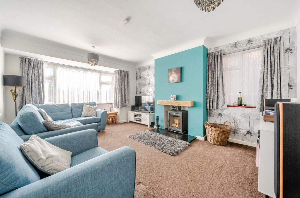 Property photo 2 of 14 1431214-1-69Baf9B...