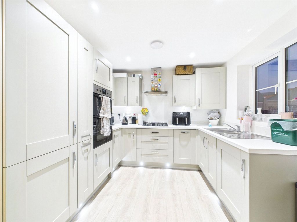 Property photo 2 of 12 Picture No. 09