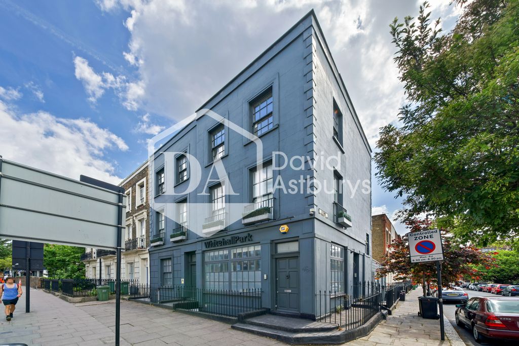 Property photo 2 of 12