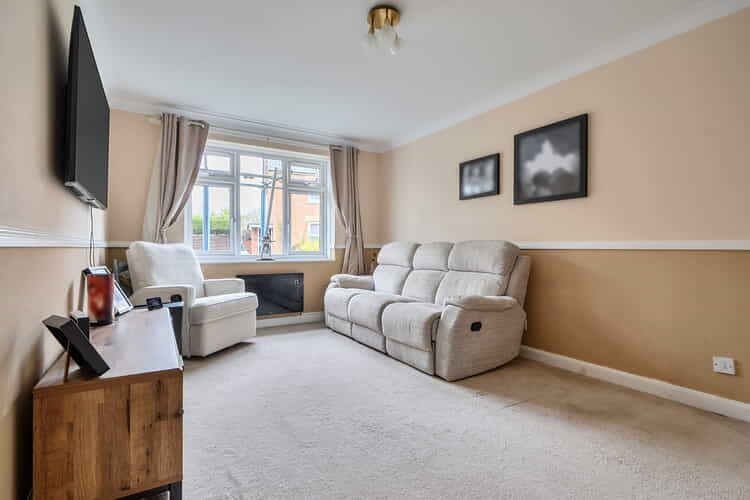 Property photo 3 of 16