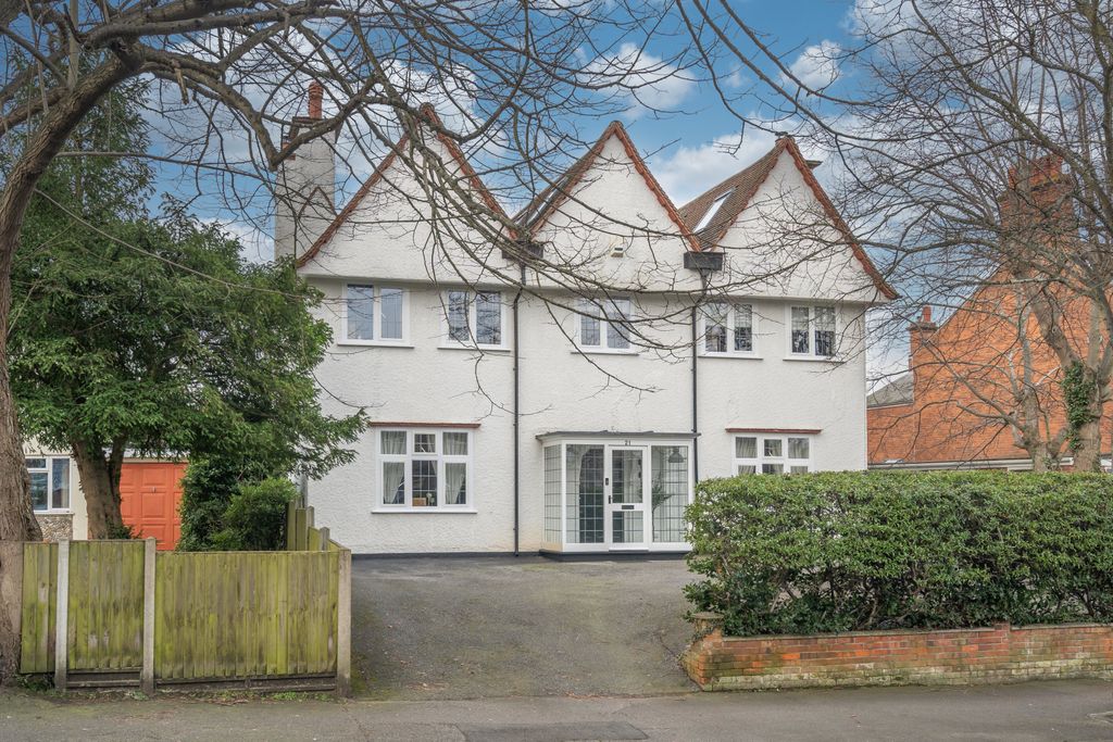 Property photo 1 of 31 Iq_00011-Edit