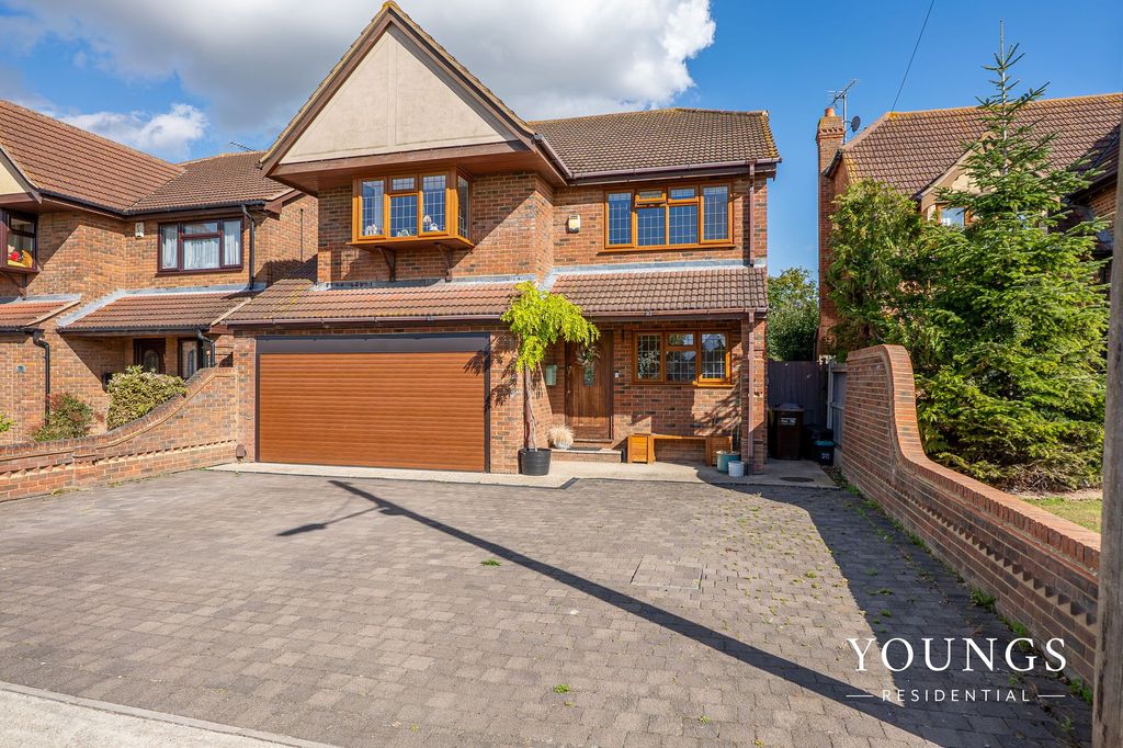 Property photo 1 of 50