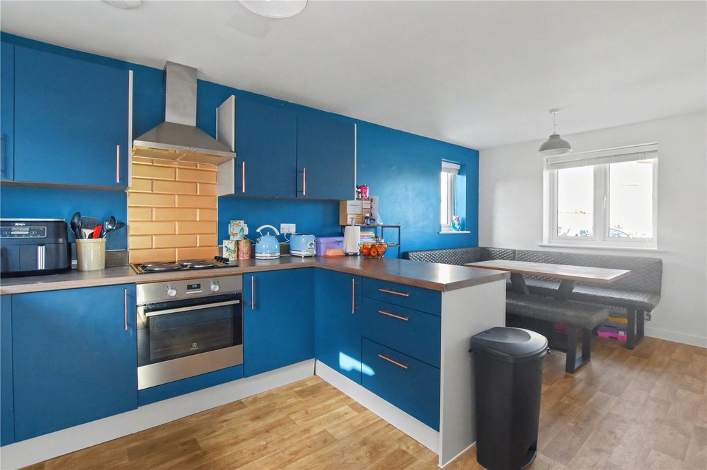 Property photo 3 of 18 Picture No. 09