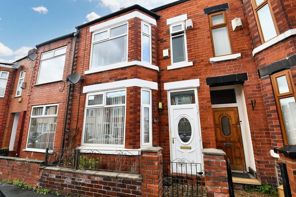 Property photo 1 of 11