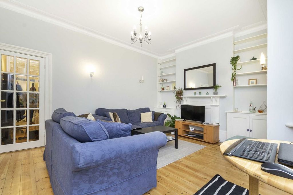 Property photo 2 of 6