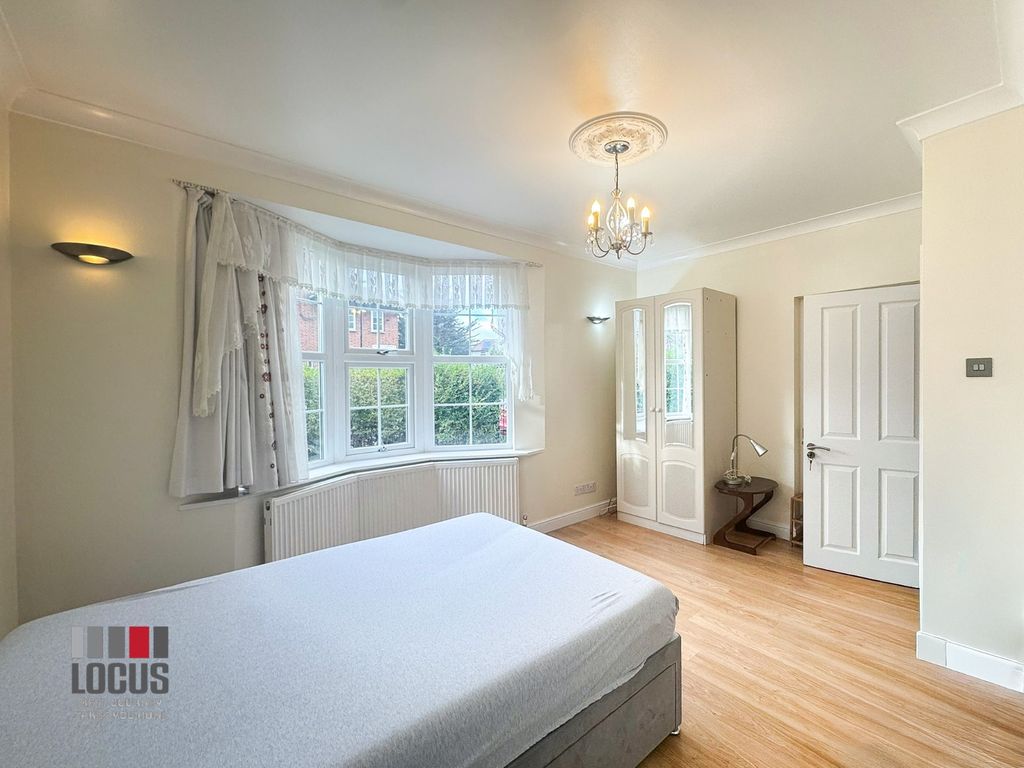 Property photo 2 of 9 Photo 2