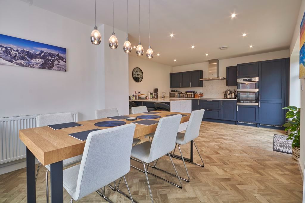 Property photo 2 of 18 Kitchen Diner