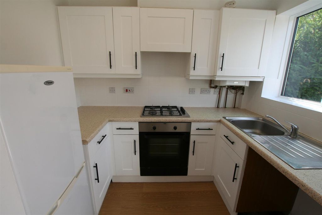 Property photo 3 of 6 Img_8589.Jpg