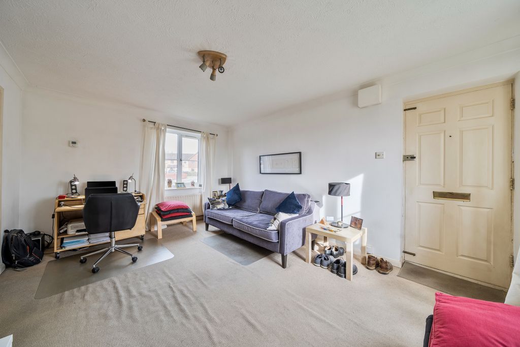 Property photo 2 of 8 1416590-6-69947269d4893