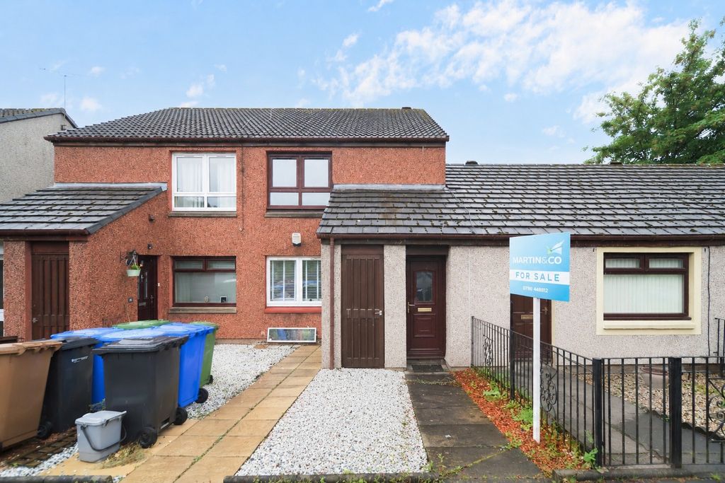 Property photo 1 of 12