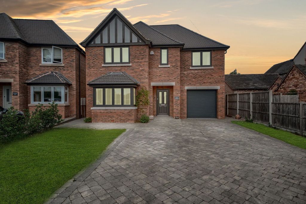 Property photo 1 of 25