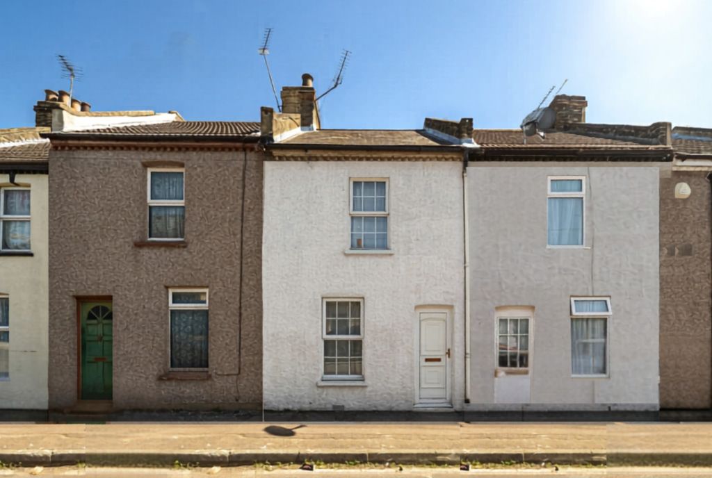Property photo 1 of 16 4905981