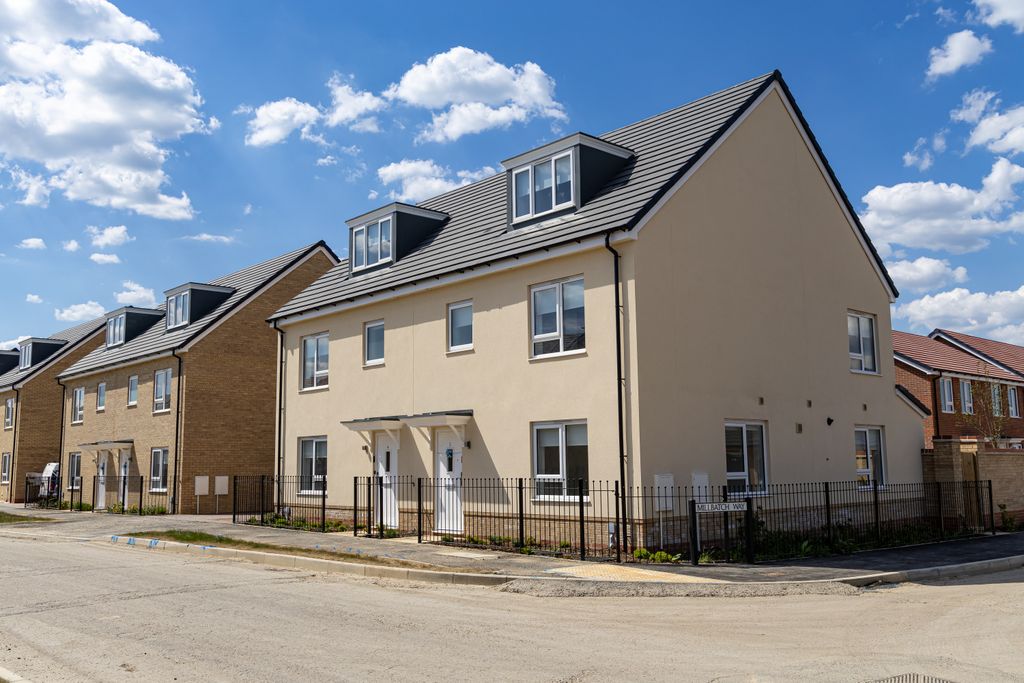 Property photo 2 of 26 Photo