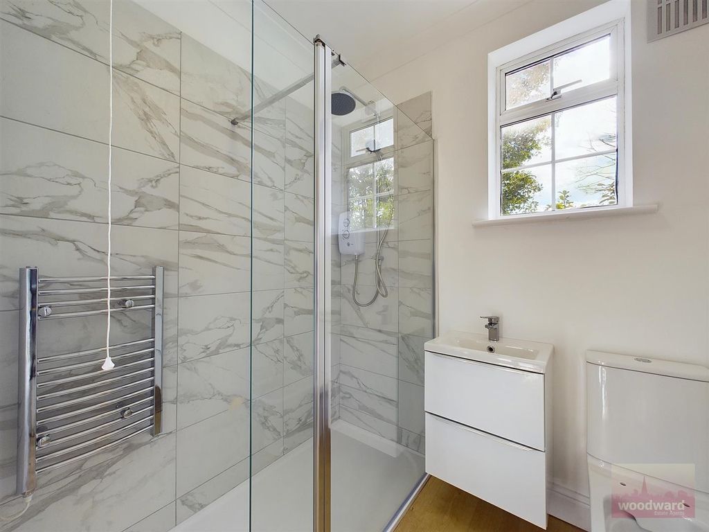 Property photo 3 of 13 Cam01320G0-Pr0257-Still011.Jpg