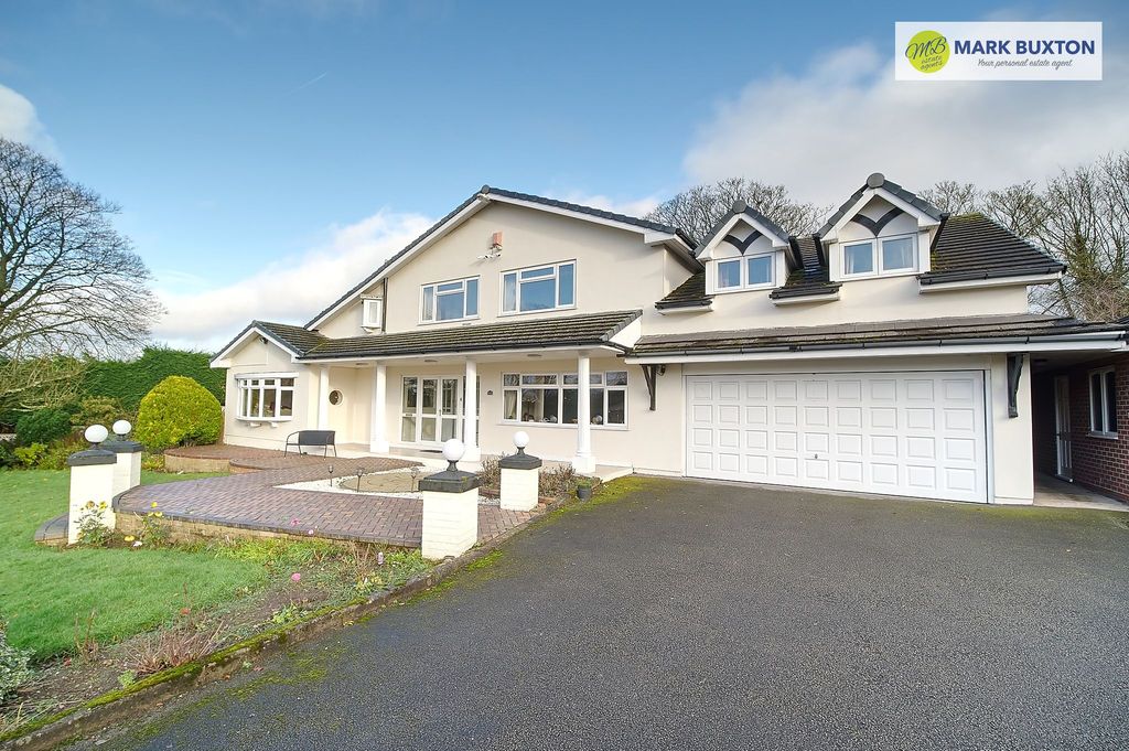 Property photo 1 of 35