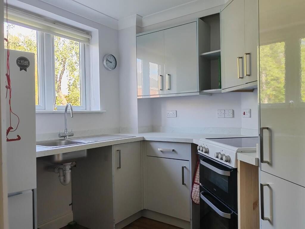 Property photo 2 of 9