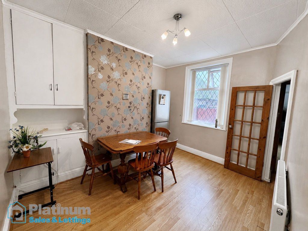 Property photo 3 of 11 Photo 9