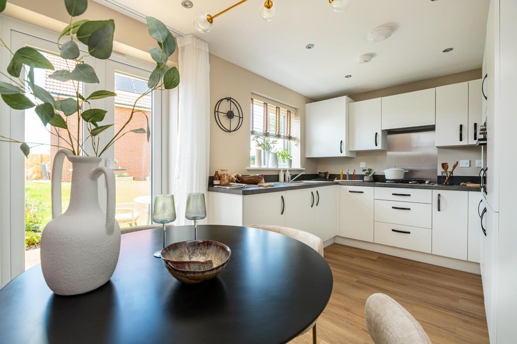 Property photo 1 of 16 Kitchen/Diner