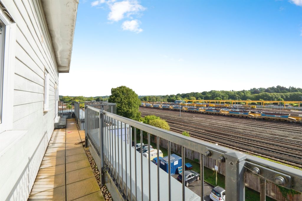 Property photo 3 of 19