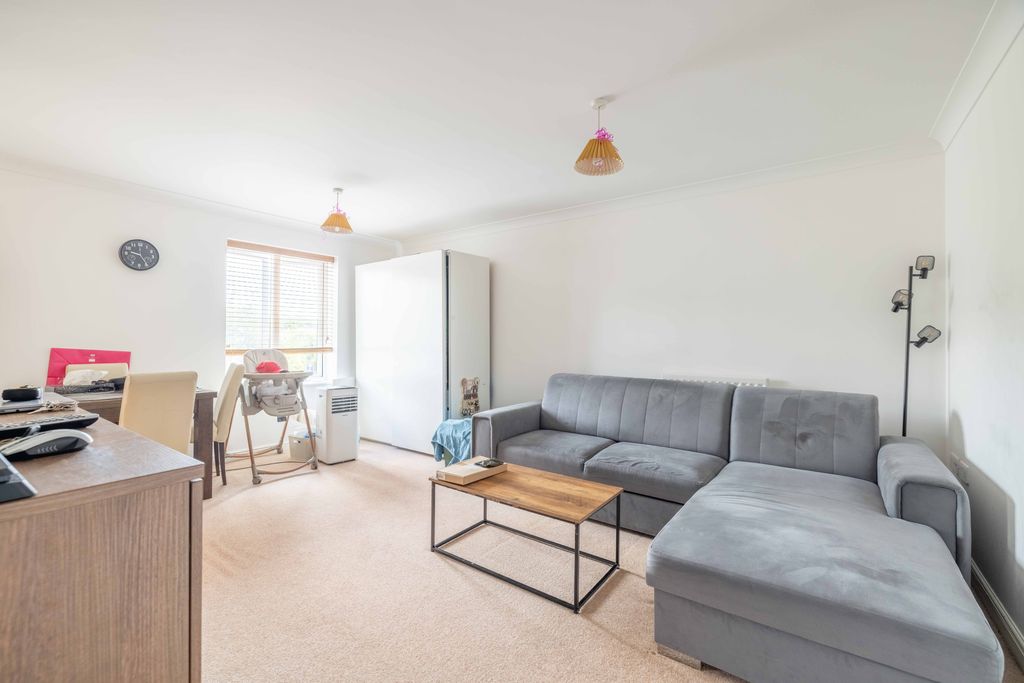 Property photo 3 of 10 CC3 New (4 Of 7)